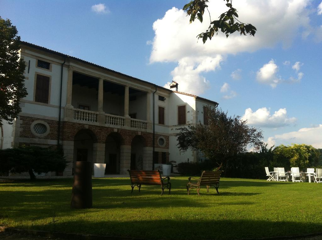 Relais Villa Gozzi B&B アルクニャーノ エクステリア 写真